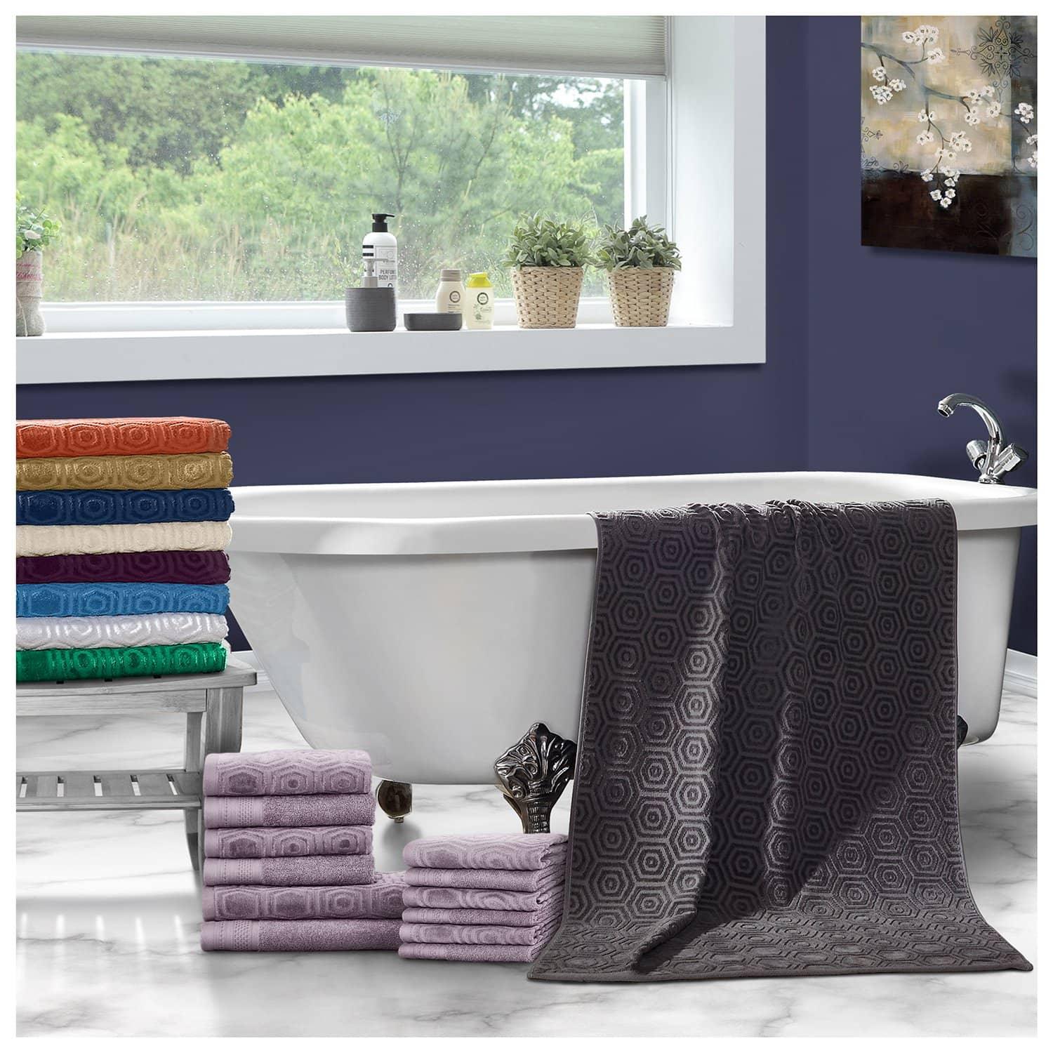 Bath Towels vs. Bath Sheets: What’s the Difference? - Superior 