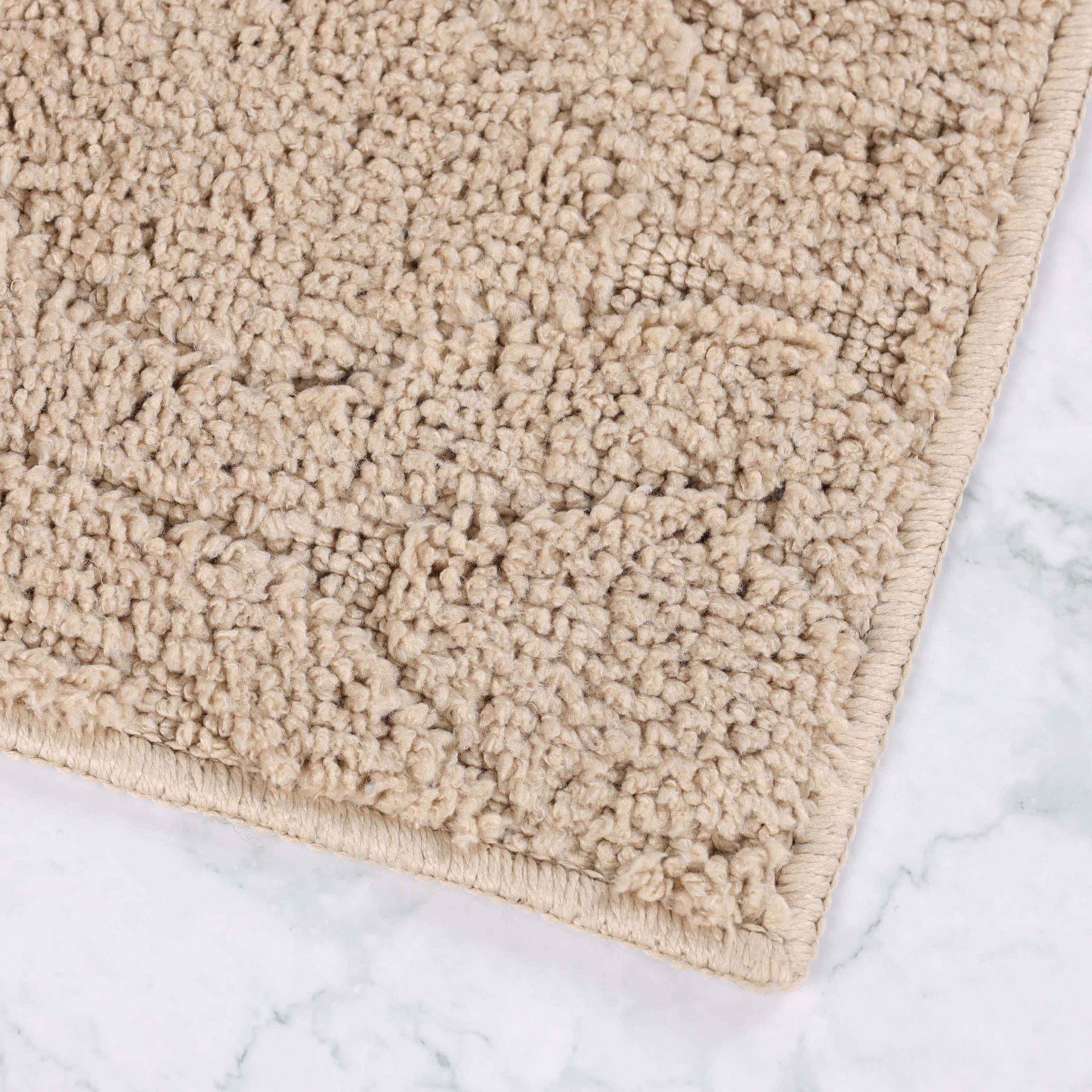 Brou Diamond Lattice Textured Machine Washable Bath Rugs, Set of 2