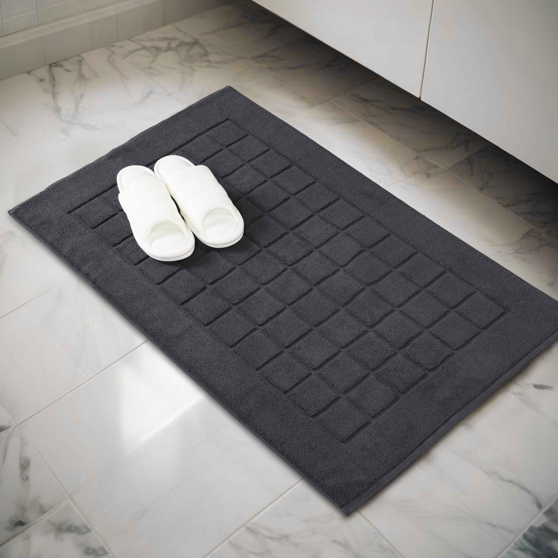 Nora Cotton Solid Absorbent Thick Checkered Washable Bath Mat Set of 2