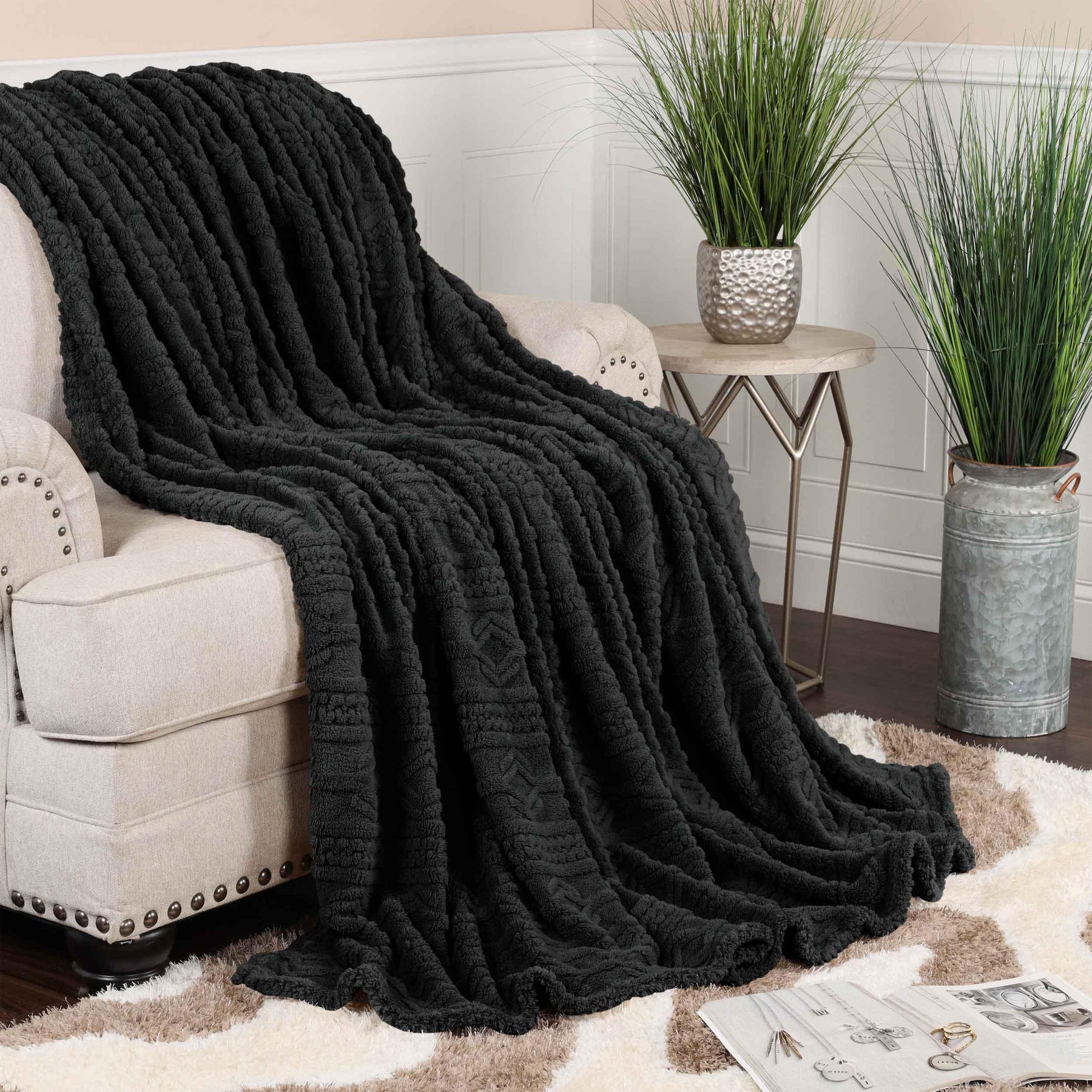 Arctic Boho Knit Jacquard Fleece Plush Medium Weight Fluffy Blanket - Black