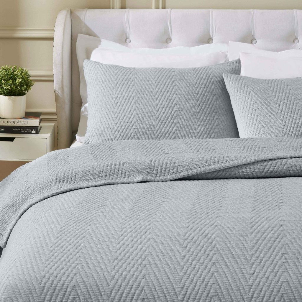 Aswan Cotton Medium Weight Textured Modern Chevron Woven Coverlet