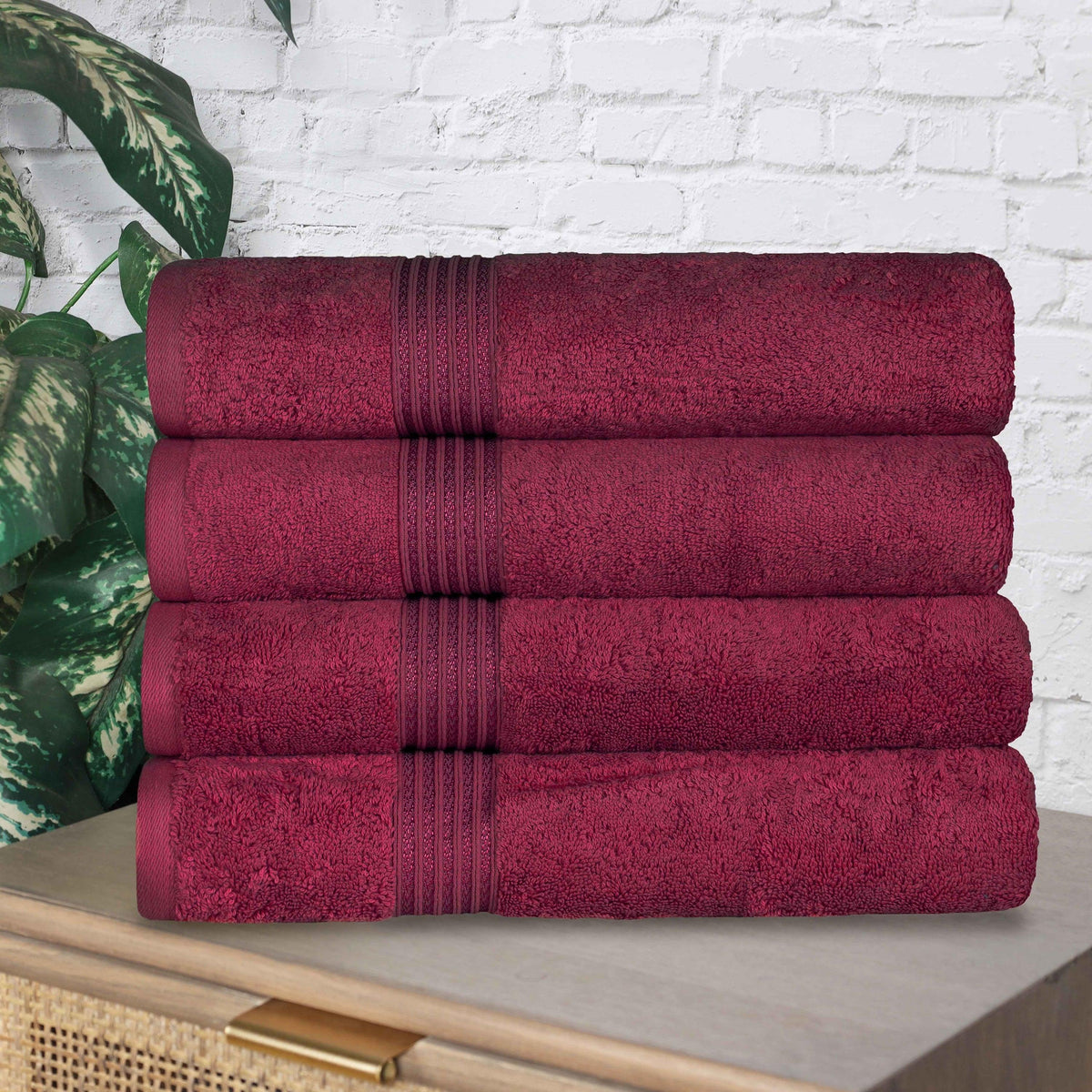 Egyptian Cotton Highly Absorbent Solid 4 Piece Bath Towel Set - Burgundy