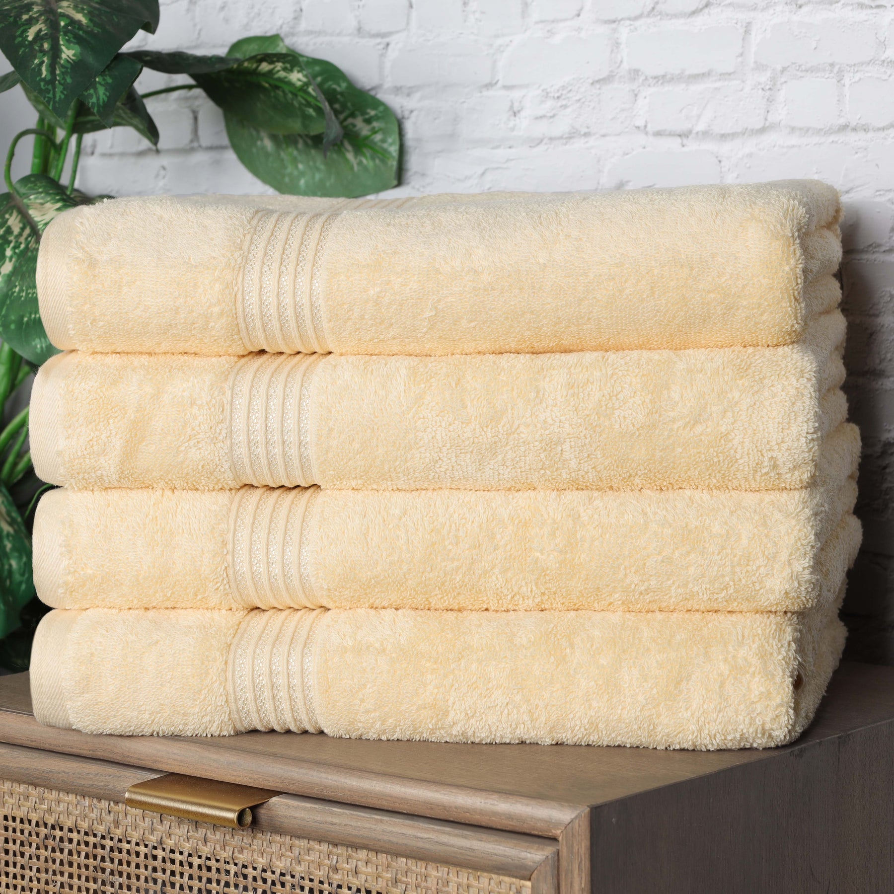 Heritage Egyptian Cotton Plush Absorbent Luxury Bath Towel Set of 4