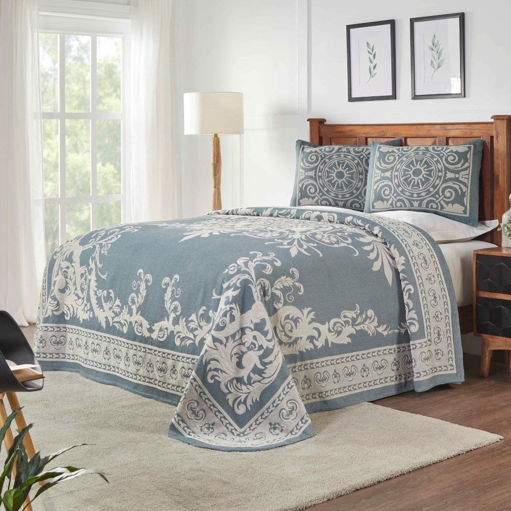 Adalie Cotton Blend Woven Jacquard Medallion Bedspread Set