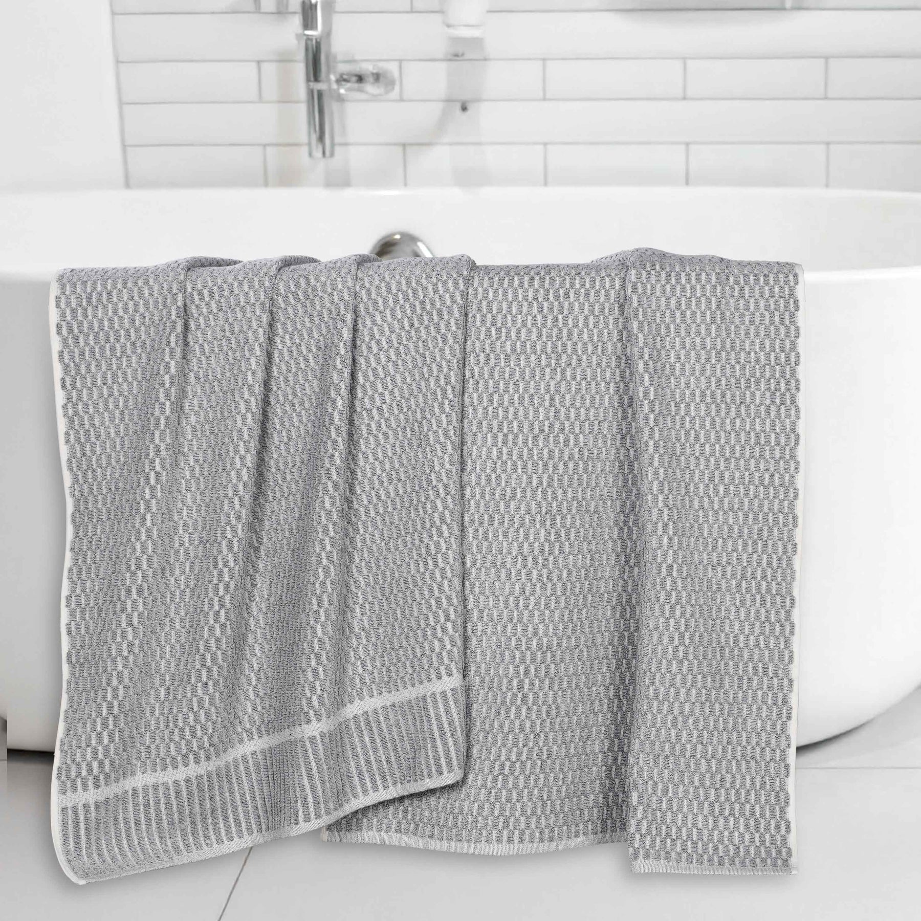 Juno Cotton Blend Textured Checkered Ribbed Border Bath Sheets, Set of 2