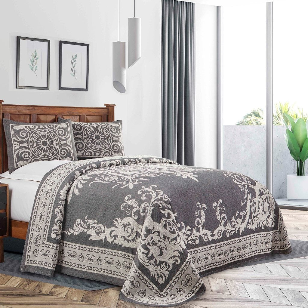 Adalie Cotton Blend Woven Jacquard Medallion Bedspread Set