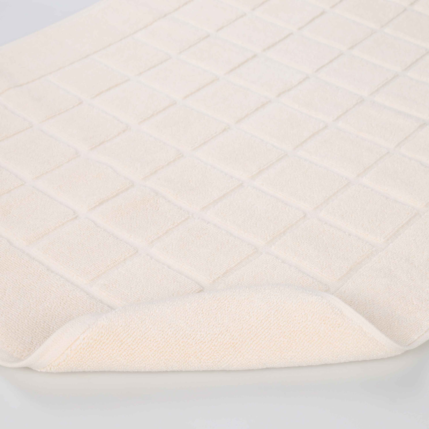 Nora Cotton Solid Absorbent Thick Checkered Washable Bath Mat Set of 2