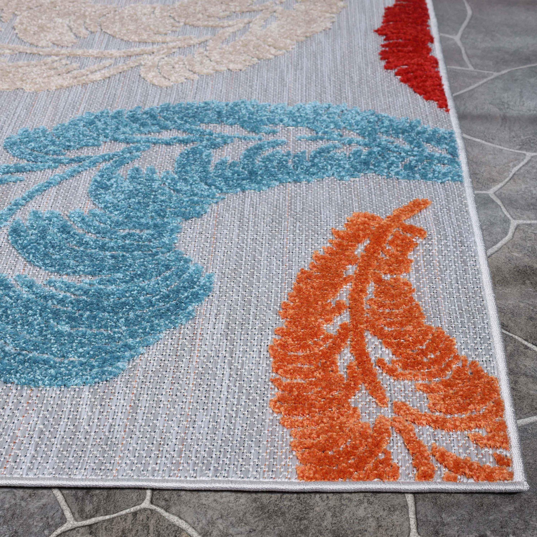 Feather Modern Bohemian Indoor Outdoor Area Rug - Rugs by Superior - Superior 