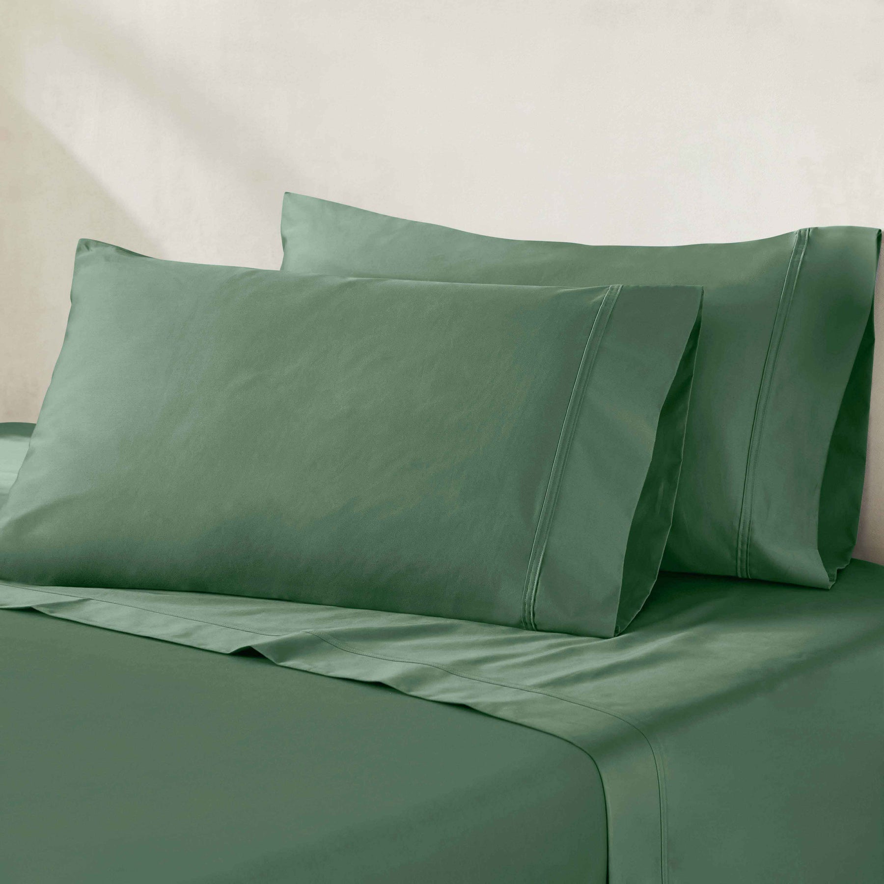 Egyptian Cotton 850 Thread Count Solid Luxury Pillowcases, Set of 2 - Green