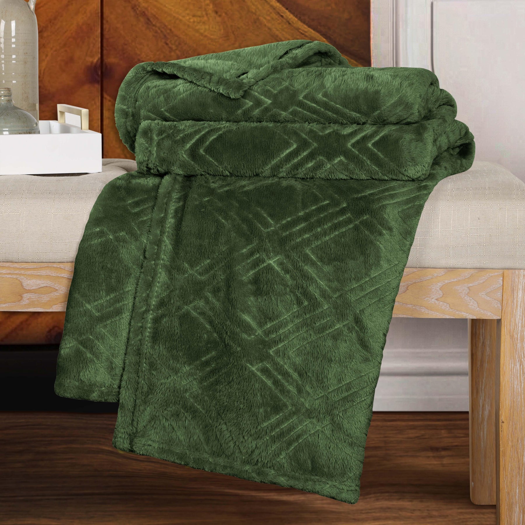 Alaska Diamond Fleece Plush Ultra-Soft Fluffy Blanket - Green