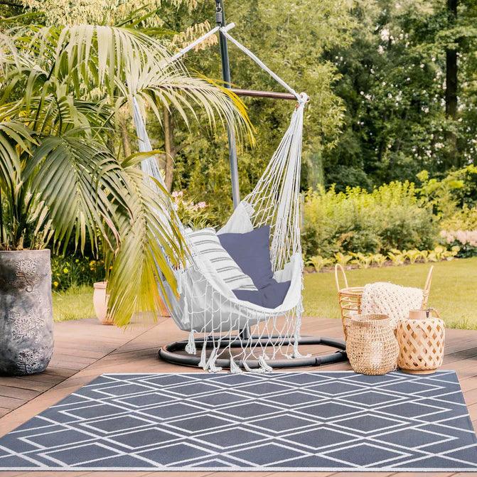 Modern Diamond Lattice Indoor/ Outdoor Area Rug - Rugs by Superior - Superior 