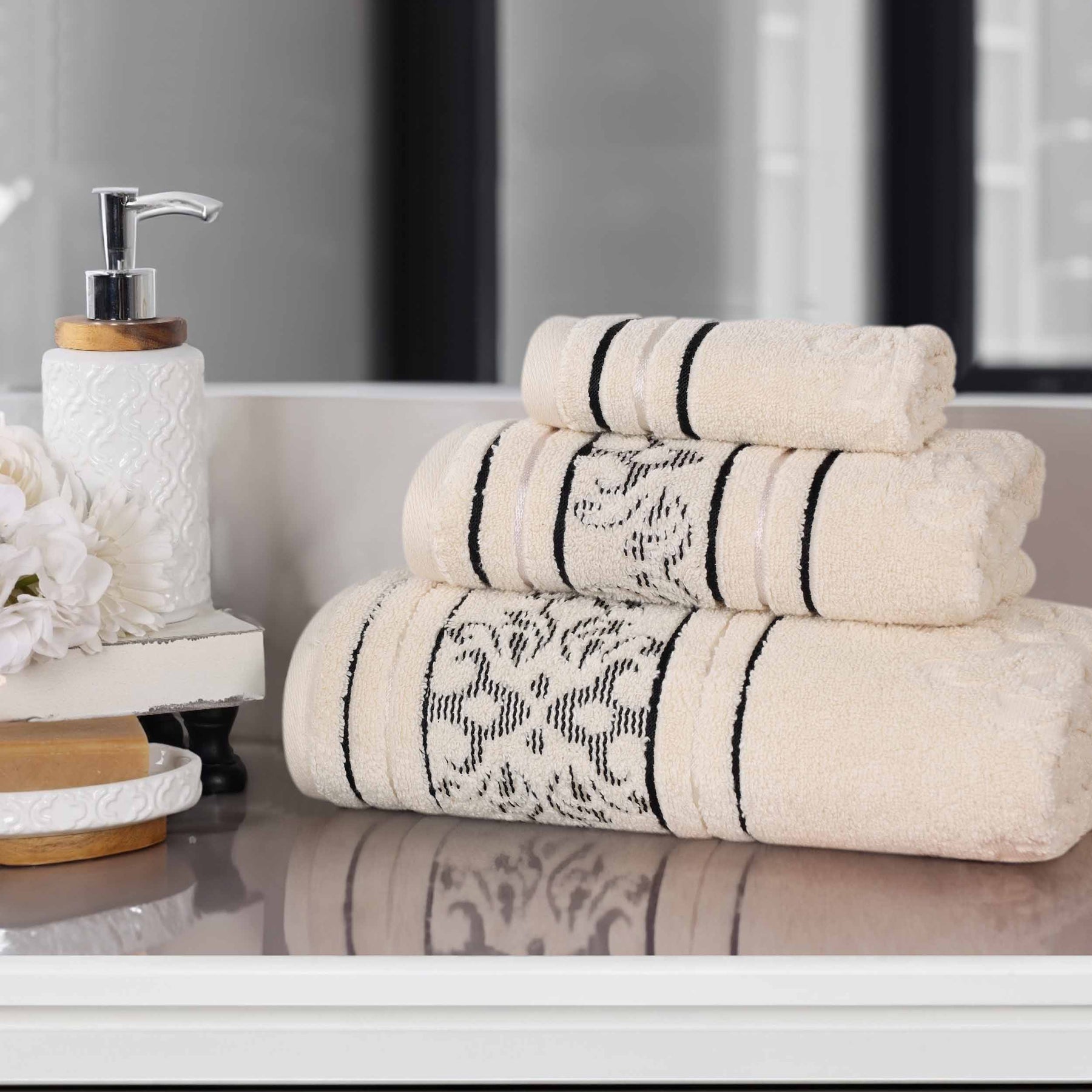 Sadie Zero Twist Cotton Floral Jacquard Absorbent 3 Piece Towel Set