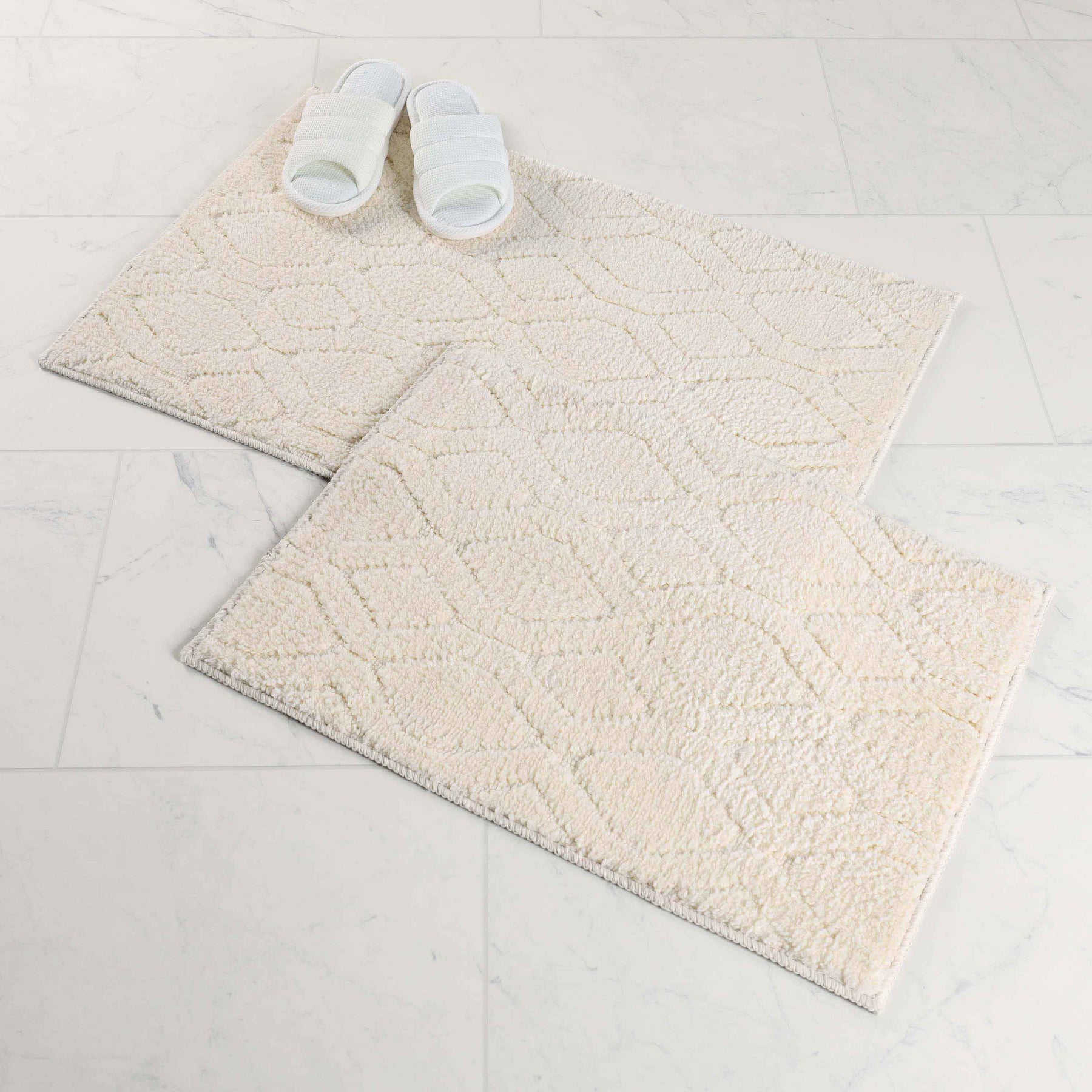 Brou Diamond Lattice Textured Machine Washable Bath Rugs, Set of 2