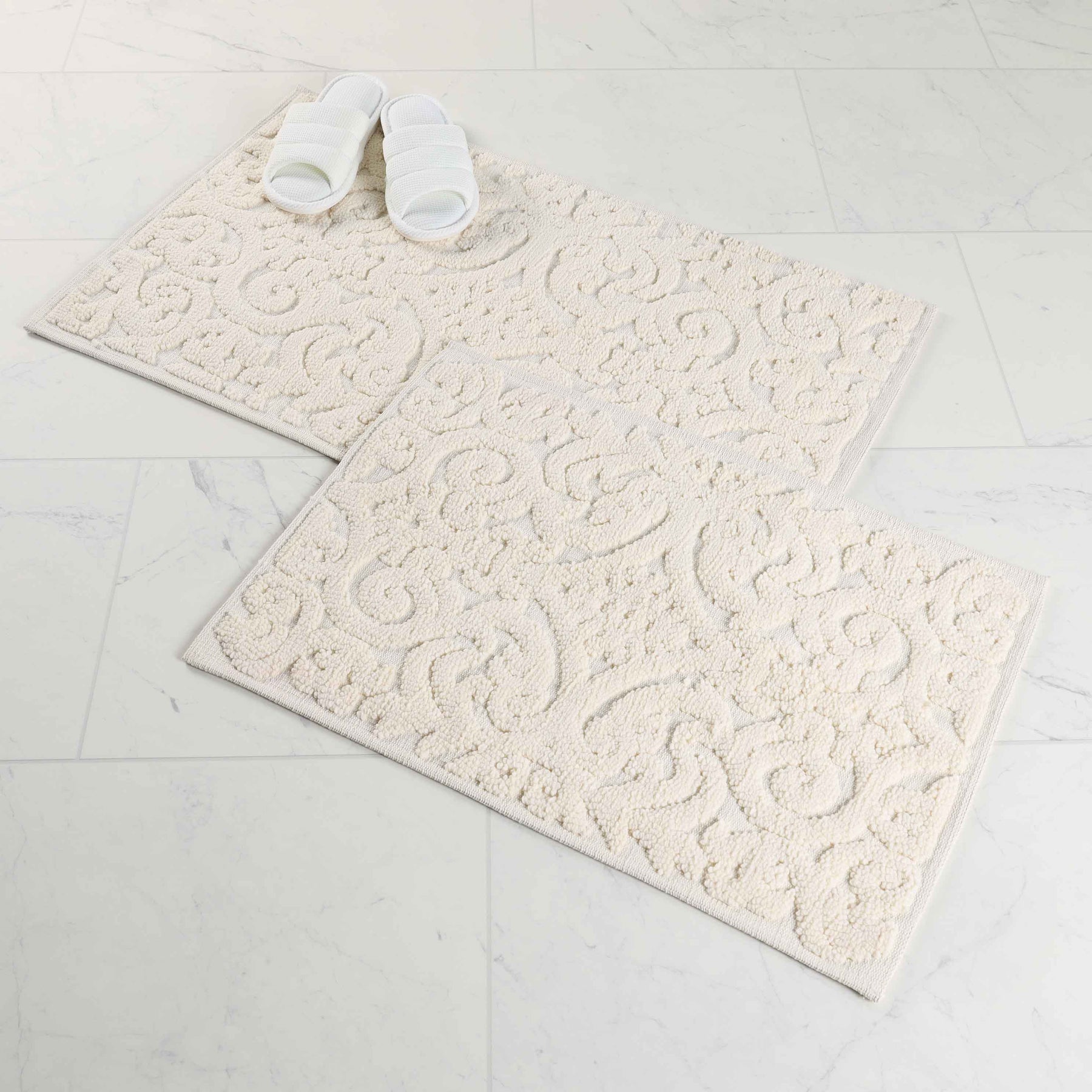 Venere Floral Scroll Textured Machine Washable Bath Rugs, Set of 2