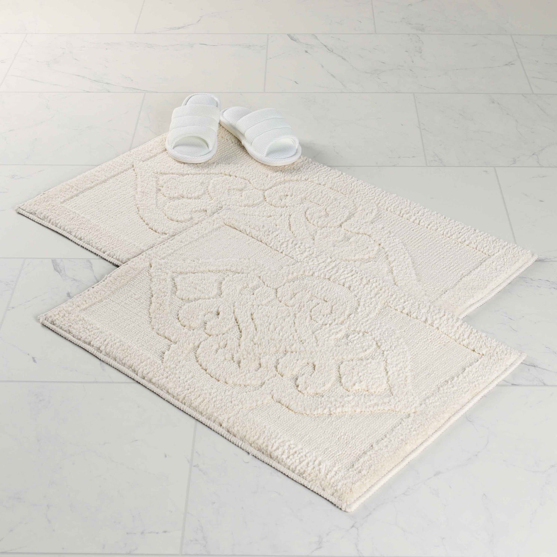 Myra Medallion Textured Jacquard Machine Washable Bath Rugs, Set of 2