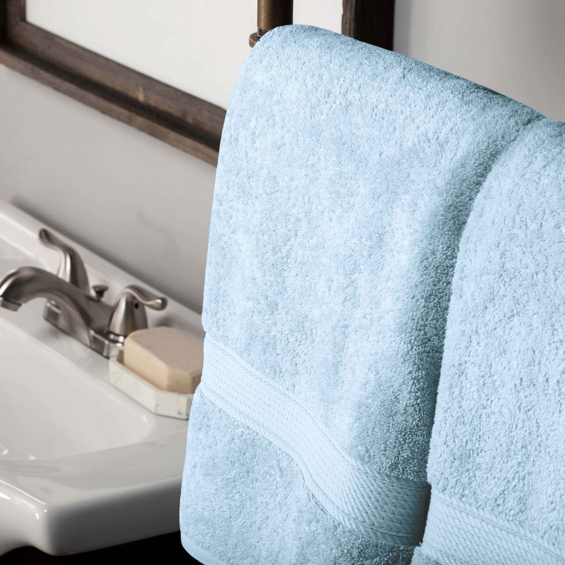 Egyptian Cotton Pile Heavyweight 2 Piece Bath Towel Set - LightBlue