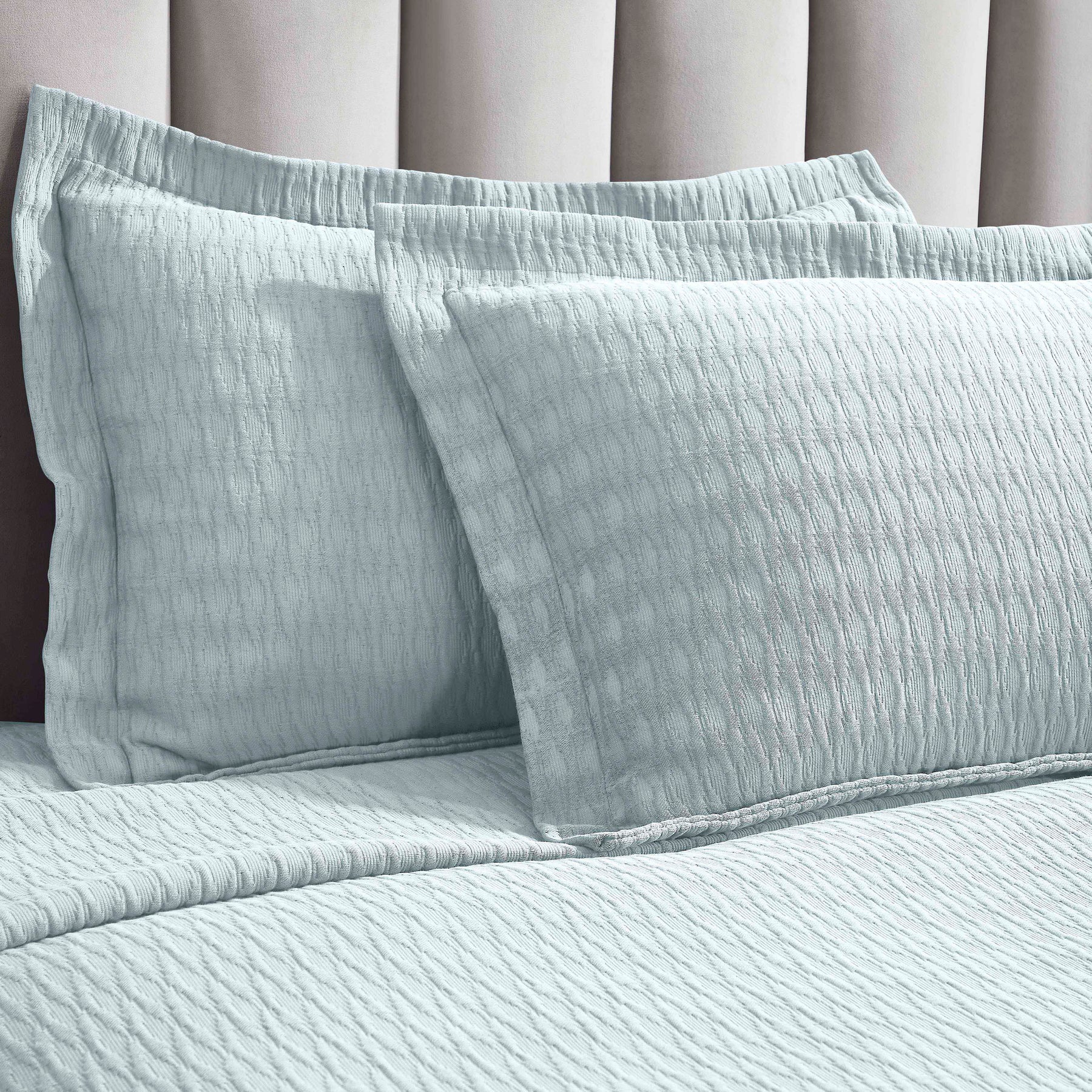 Calvert Cotton Matelasse Weave Diamond Lattice Bedspread Set