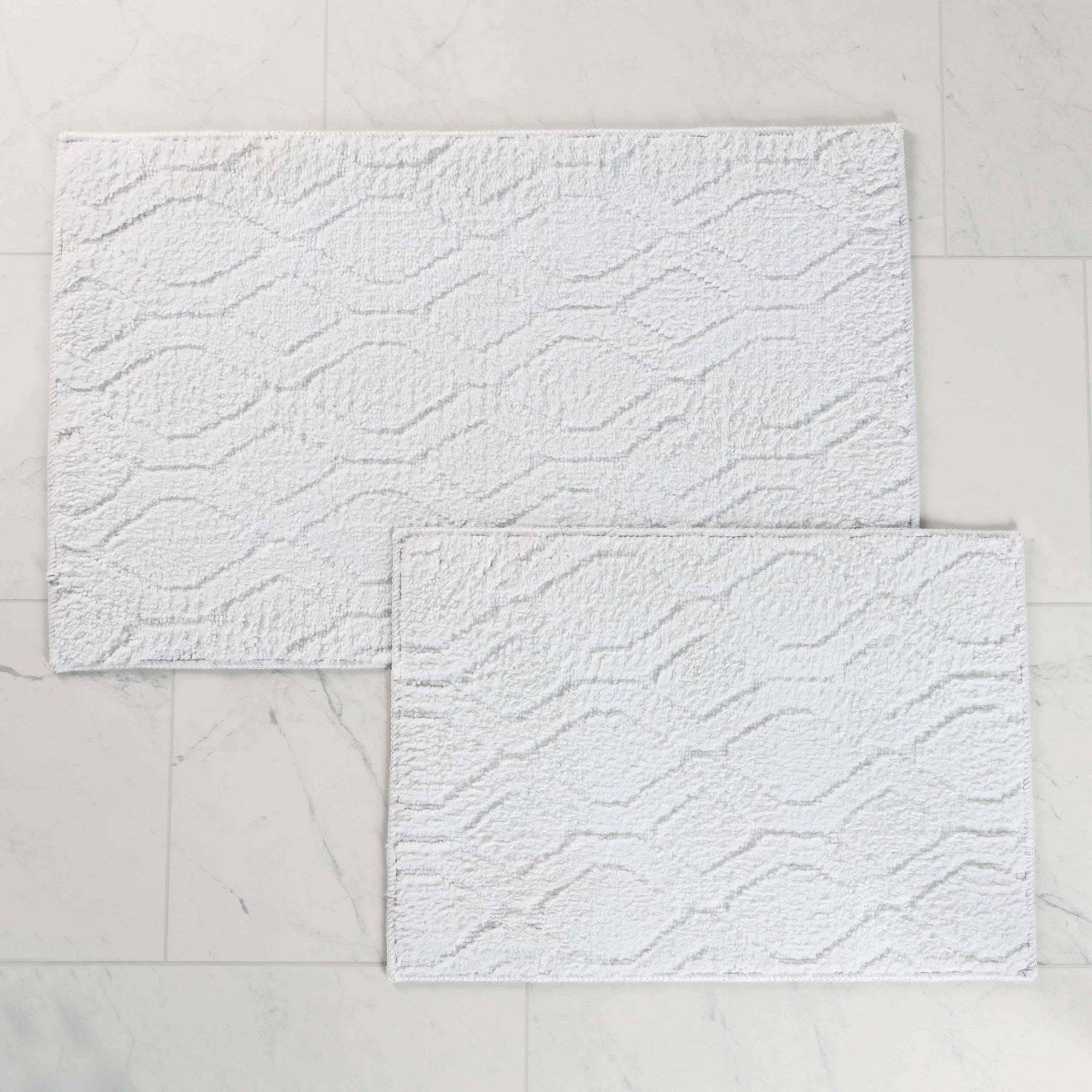 Ceton Diamond Trellis Textured Machine Washable Bath Rugs, Set of 2