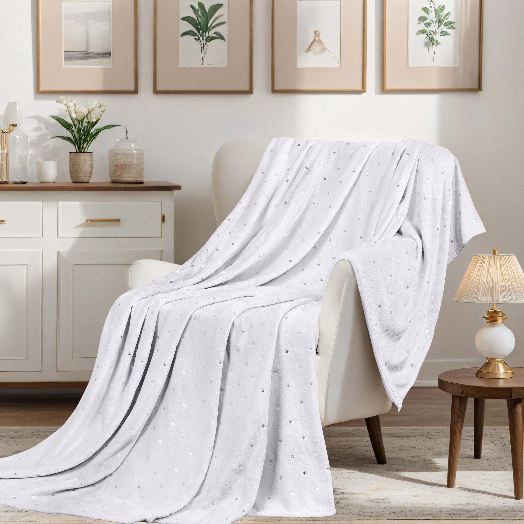 Fleece Plush Medium Weight Fluffy Soft Decorative Blanket Or Throw - White