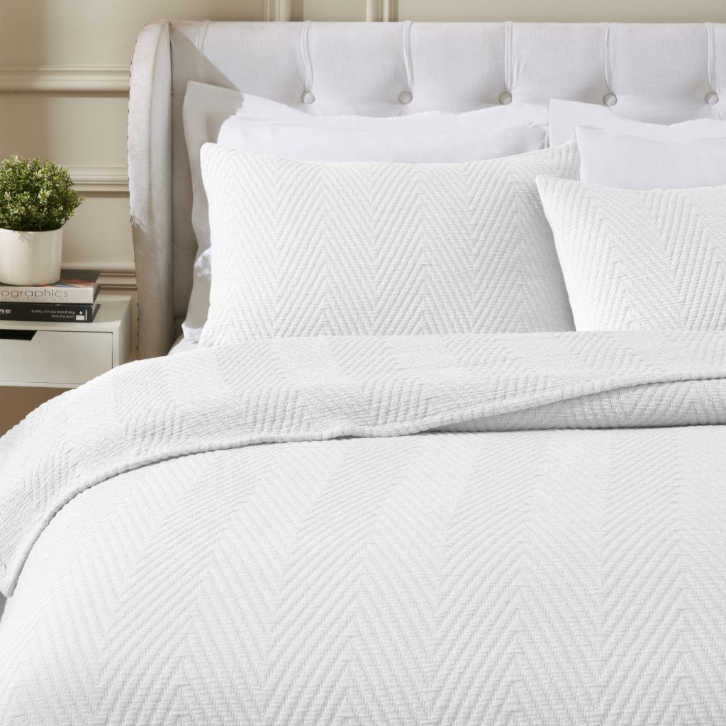 Aswan Cotton Medium Weight Textured Modern Chevron Woven Coverlet