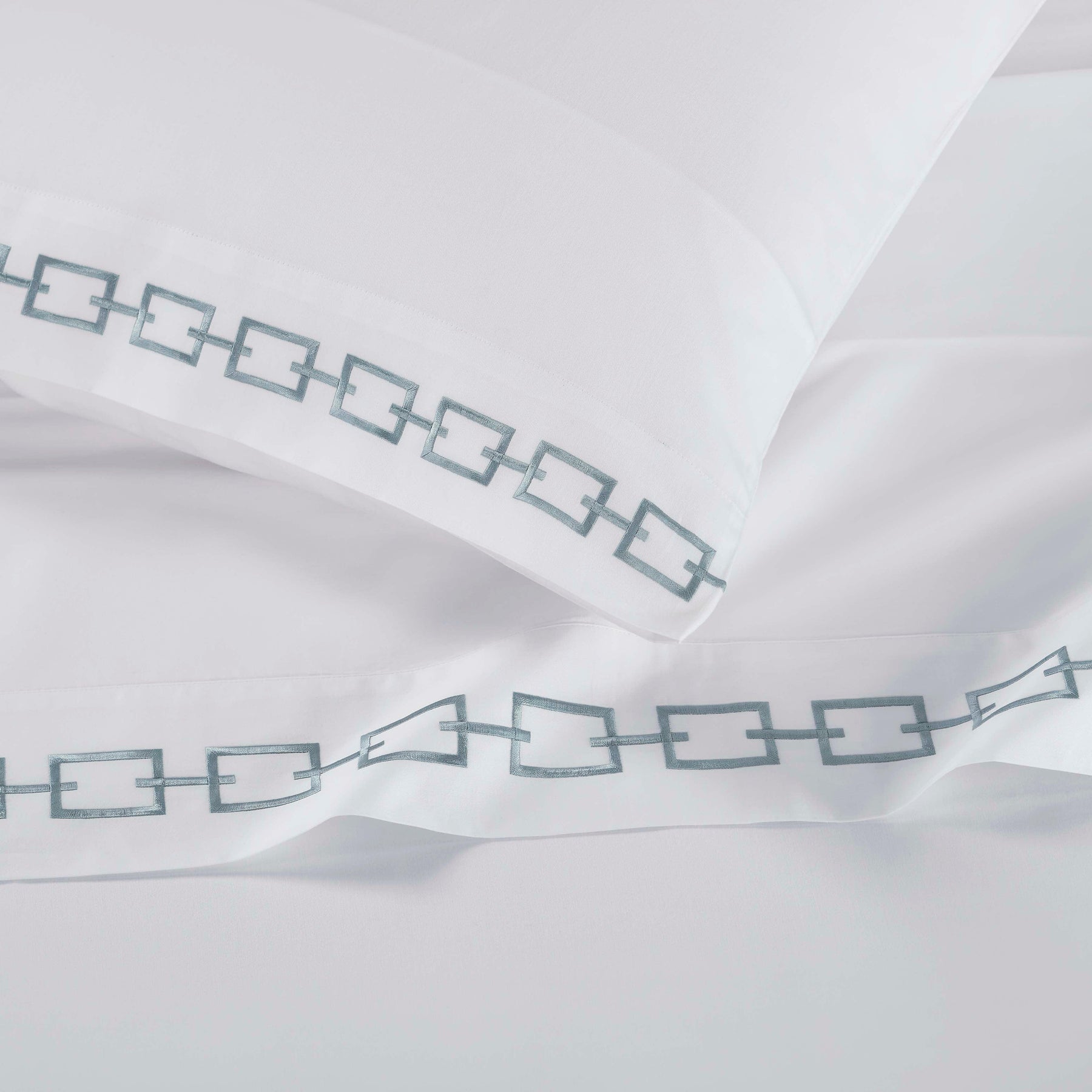 Chain Links Cotton Embroidered Deep Pocket Bed Sheet Set - White-Silver