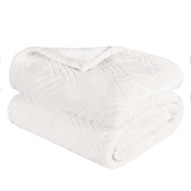 Alaska Diamond Fleece Plush Ultra-Soft Fluffy Blanket - White
