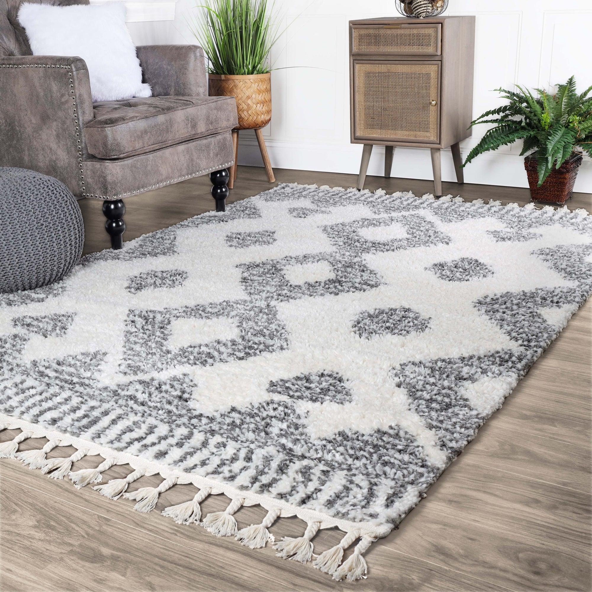 Bohemian Geometric Indoor Plush Shag Area Rug with Tassels - Rugs by Superior