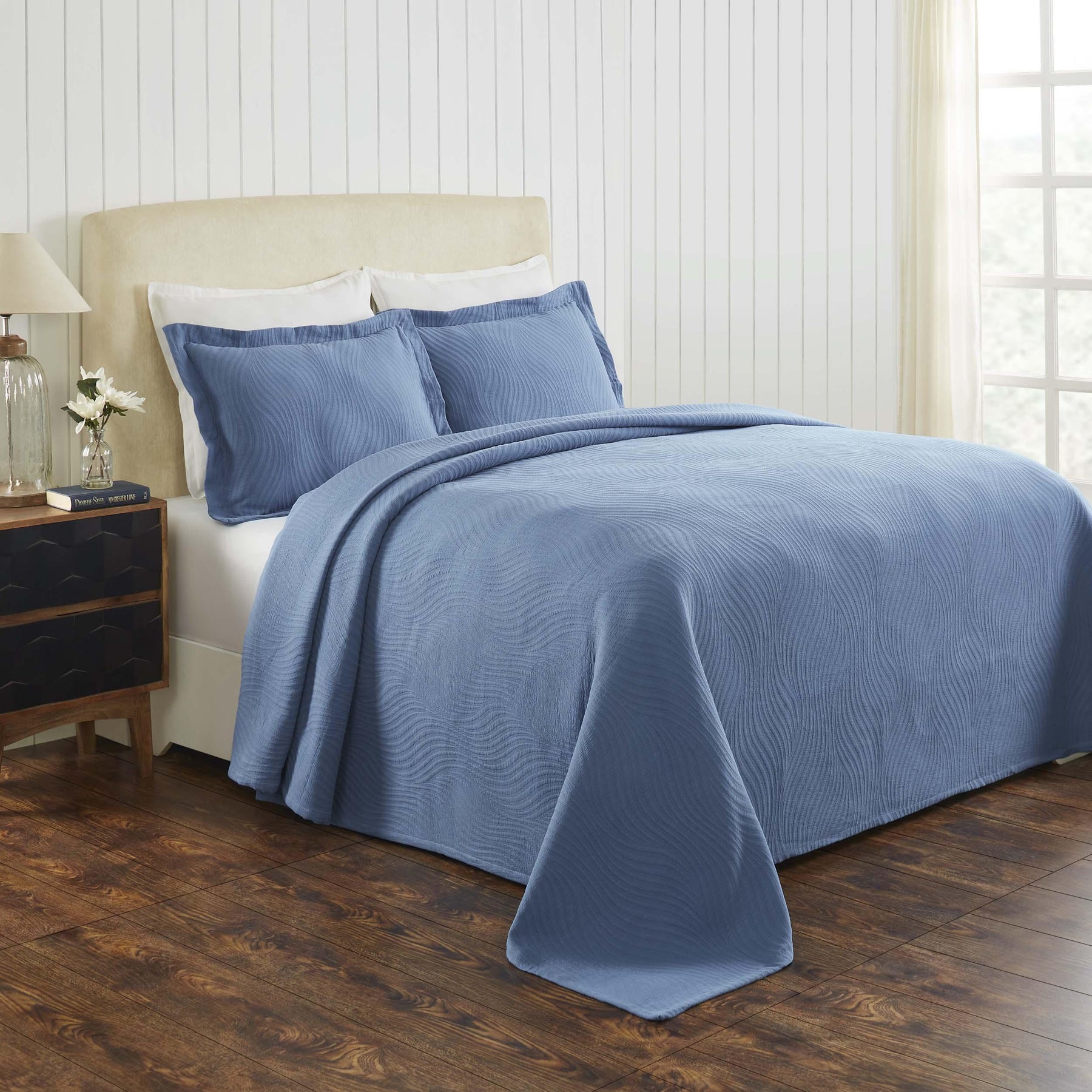 Cascade Cotton Jacquard Matelassé 3-Piece Bedspread Set - Bedspread by Superior