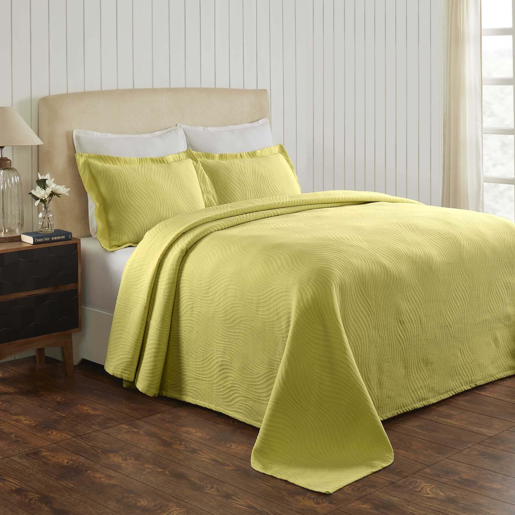 Cascade Cotton Jacquard Matelassé 3-Piece Bedspread Set - Bedspread by Superior