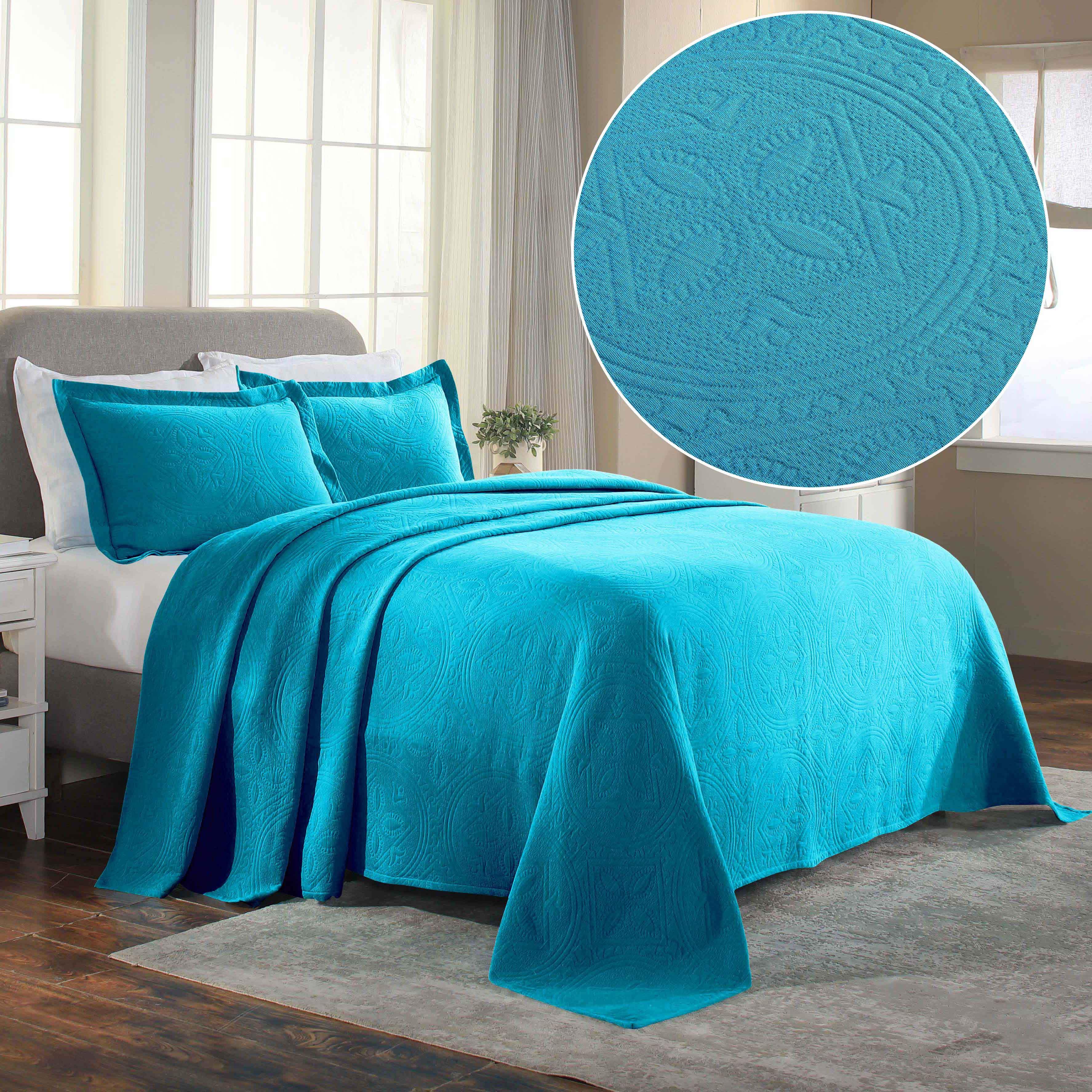 Celtic Circle Cotton Jacquard Matelasse Bedspread Set - Bedspread by Superior