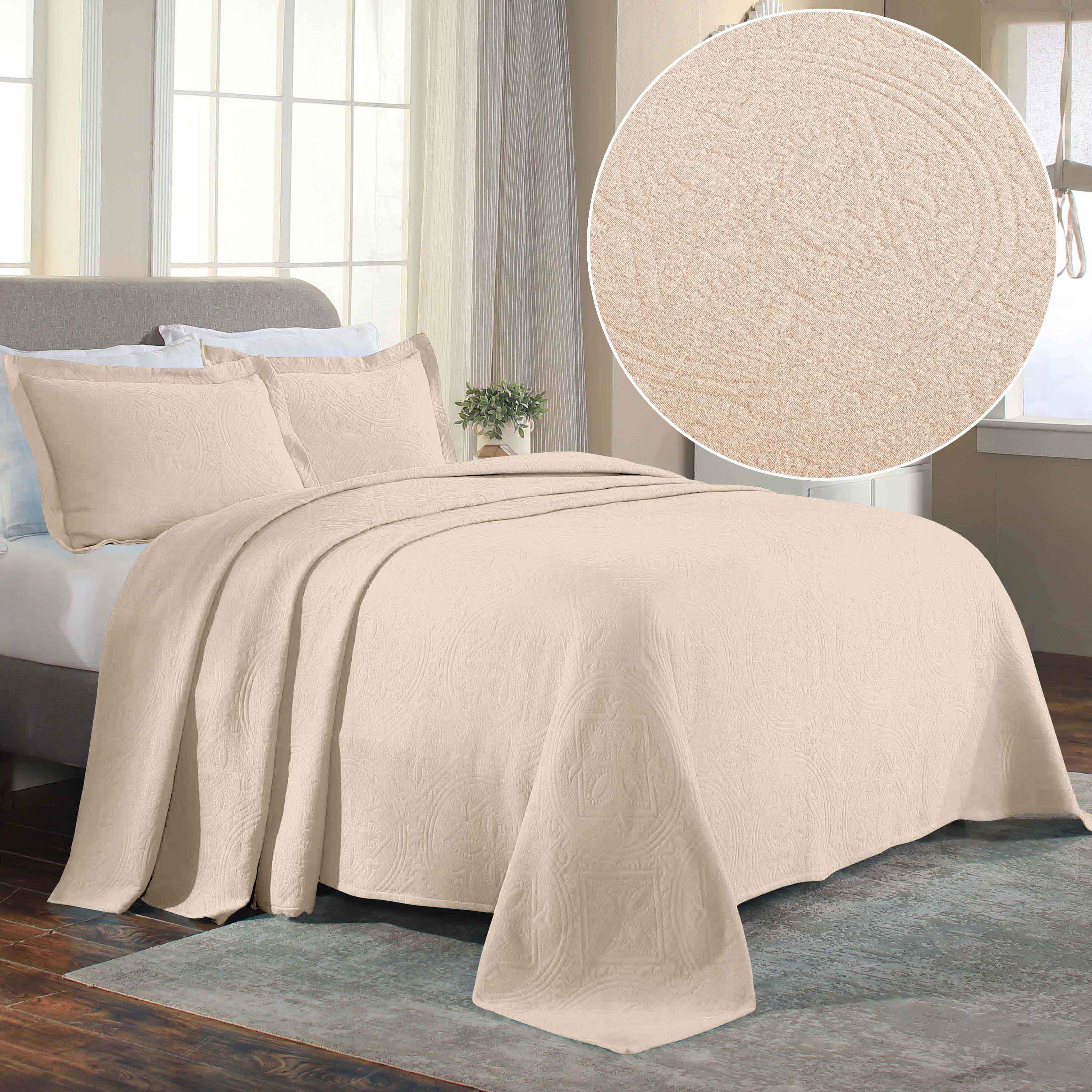 Celtic Circle Cotton Jacquard Matelasse Bedspread Set - Bedspread by Superior