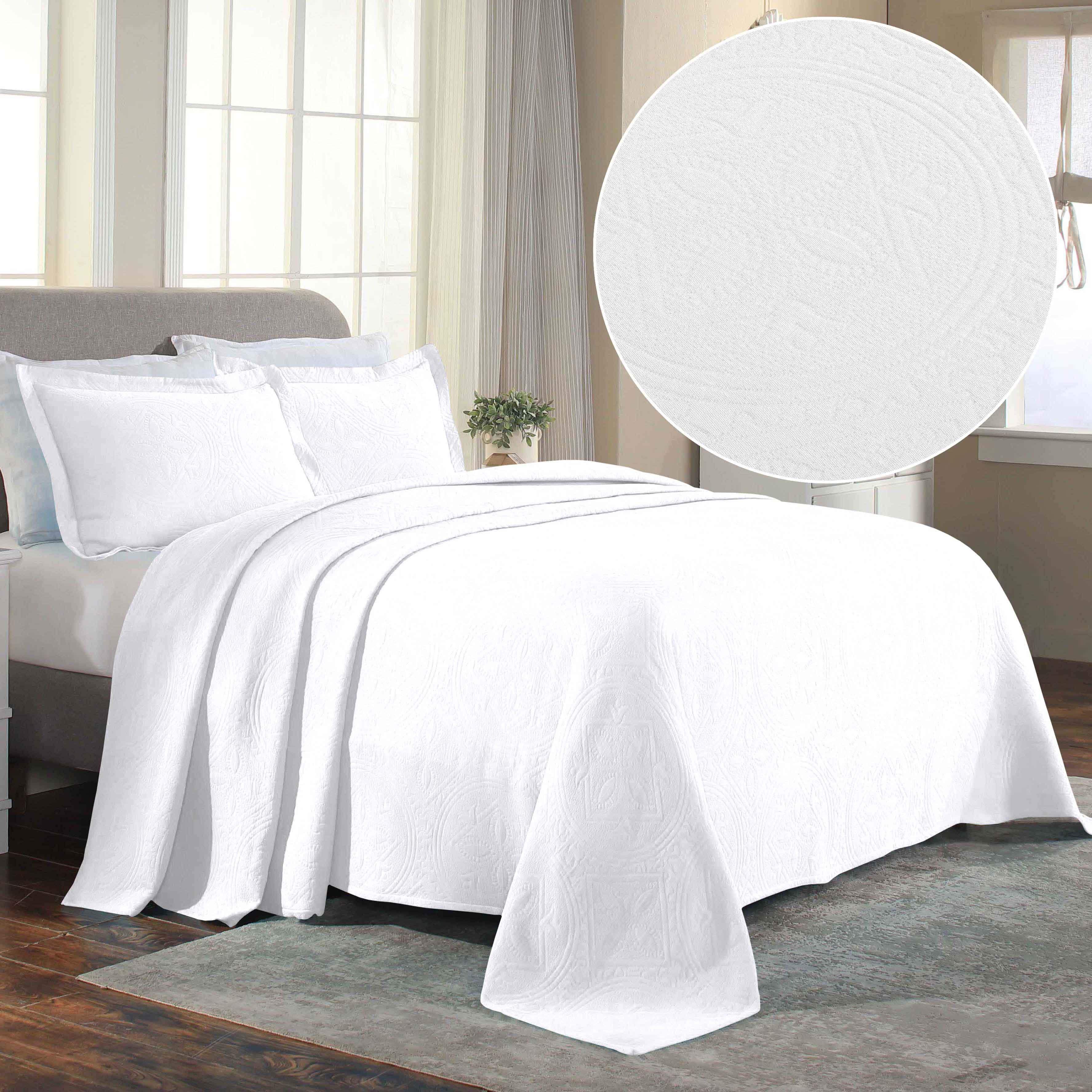 Celtic Circle Cotton Jacquard Matelasse Bedspread Set - Bedspread by Superior