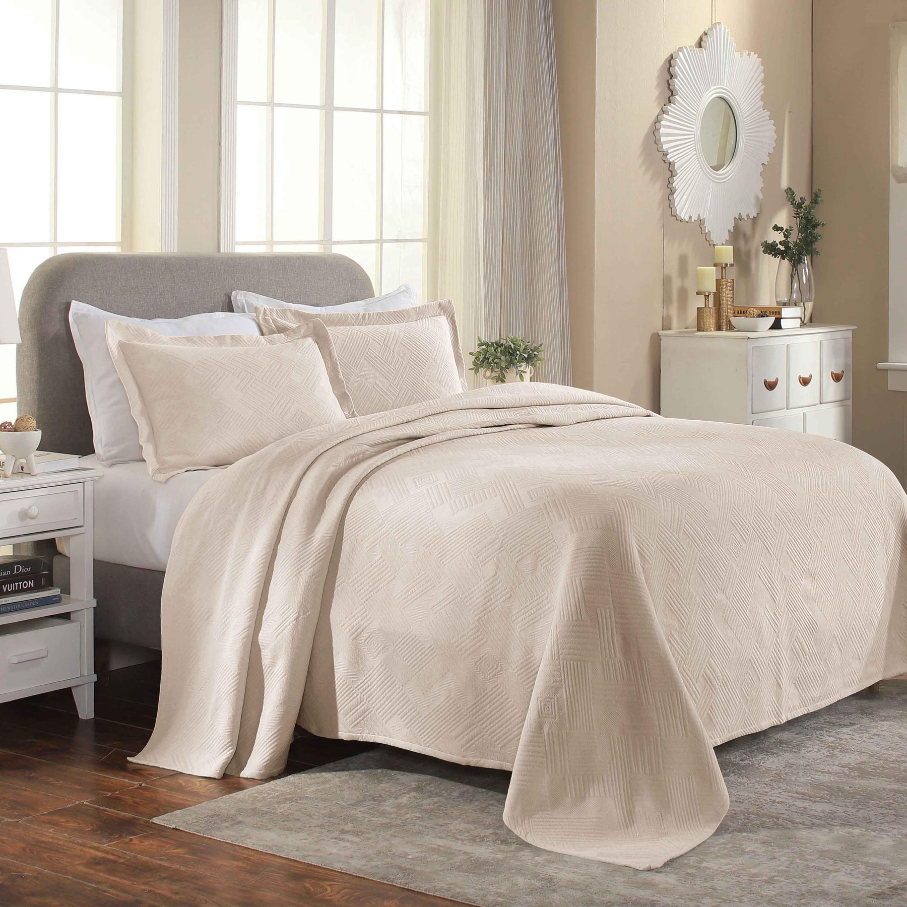 Cotton Jacquard Matelassé Scalloped Geometric Fret Bedspread Set - Bedspread by Superior