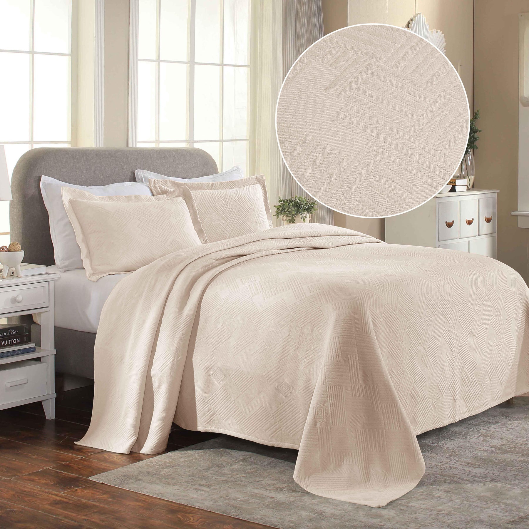 Cotton Jacquard Matelassé Scalloped Geometric Fret Bedspread Set - Bedspread by Superior