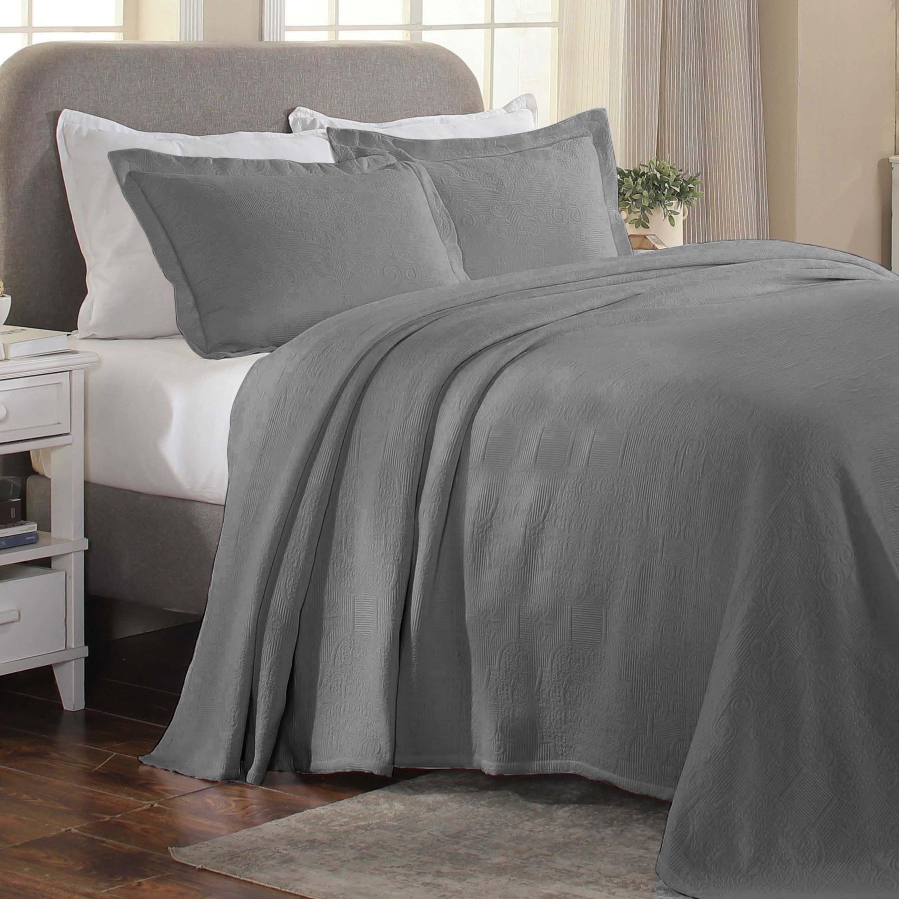 Florin Cotton Matelasse Weave Jacquard Scroll Medallion Bedspread Set - Bedspread by Superior