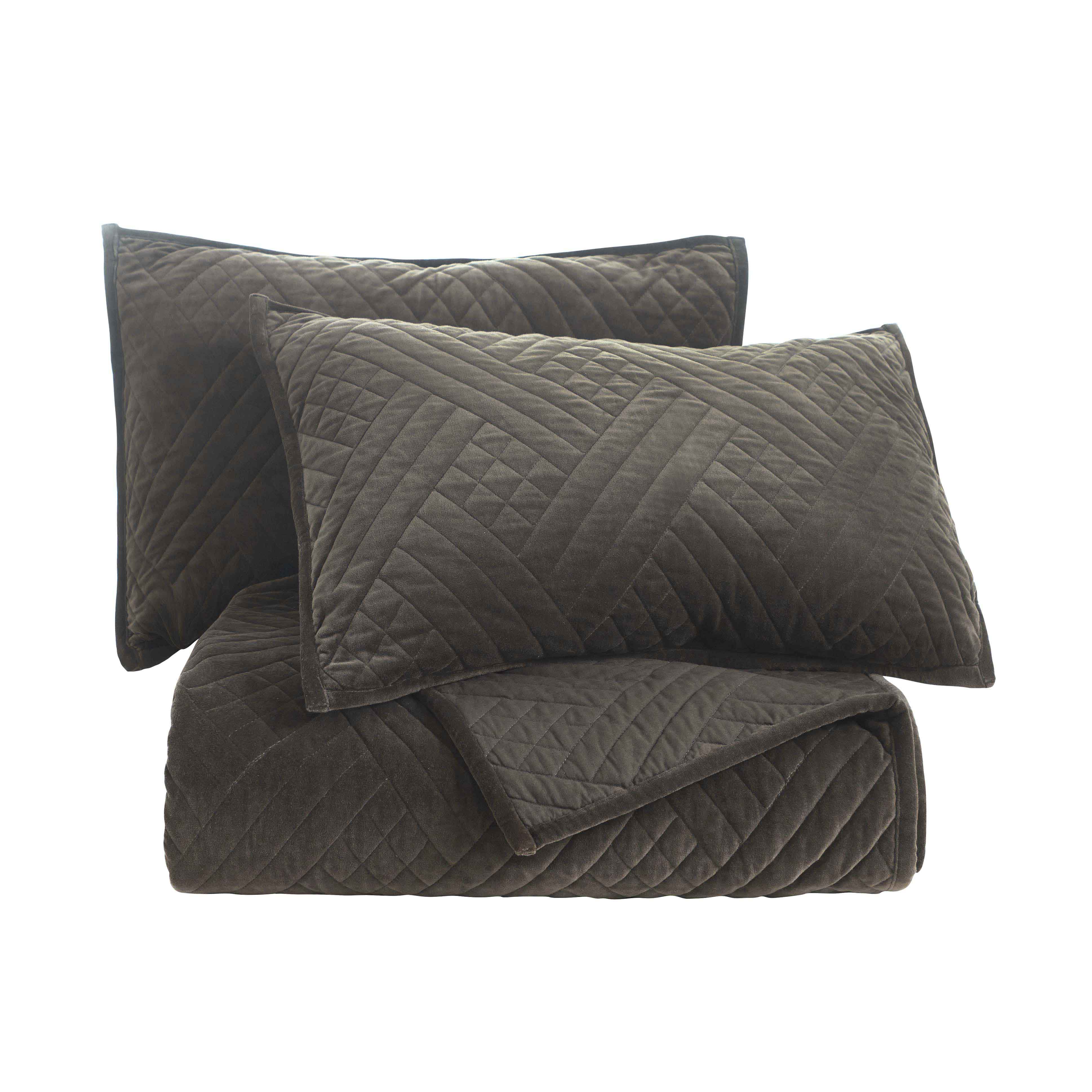 Karina Cotton Velvet Lightweight Geometric Quilt and Pillow Sham Set - Quilt Set by Superior