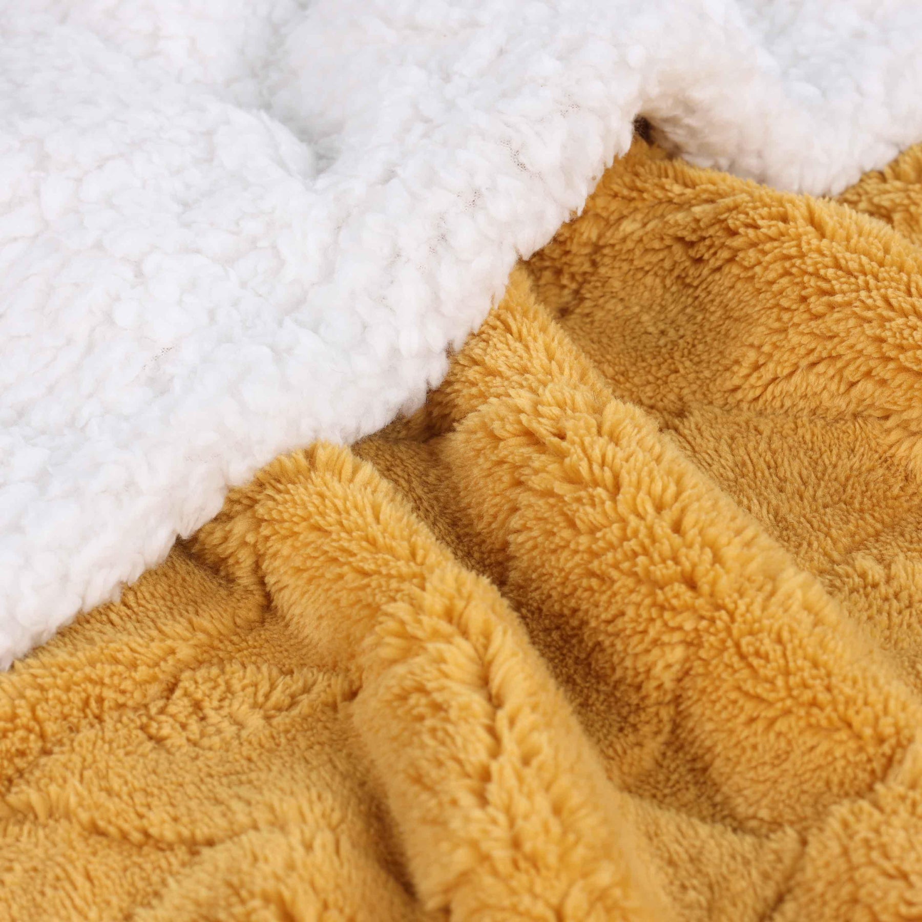 Nuuk Jacquard Lattice Fleece Plush Fluffy Sherpa Reversible Blanket - Blanket by Superior