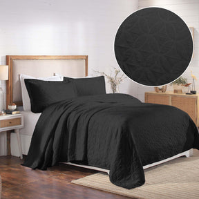 Serenity Cotton Matelasse Celtic Circle Airy Bedspread Set - Bedspread by Superior