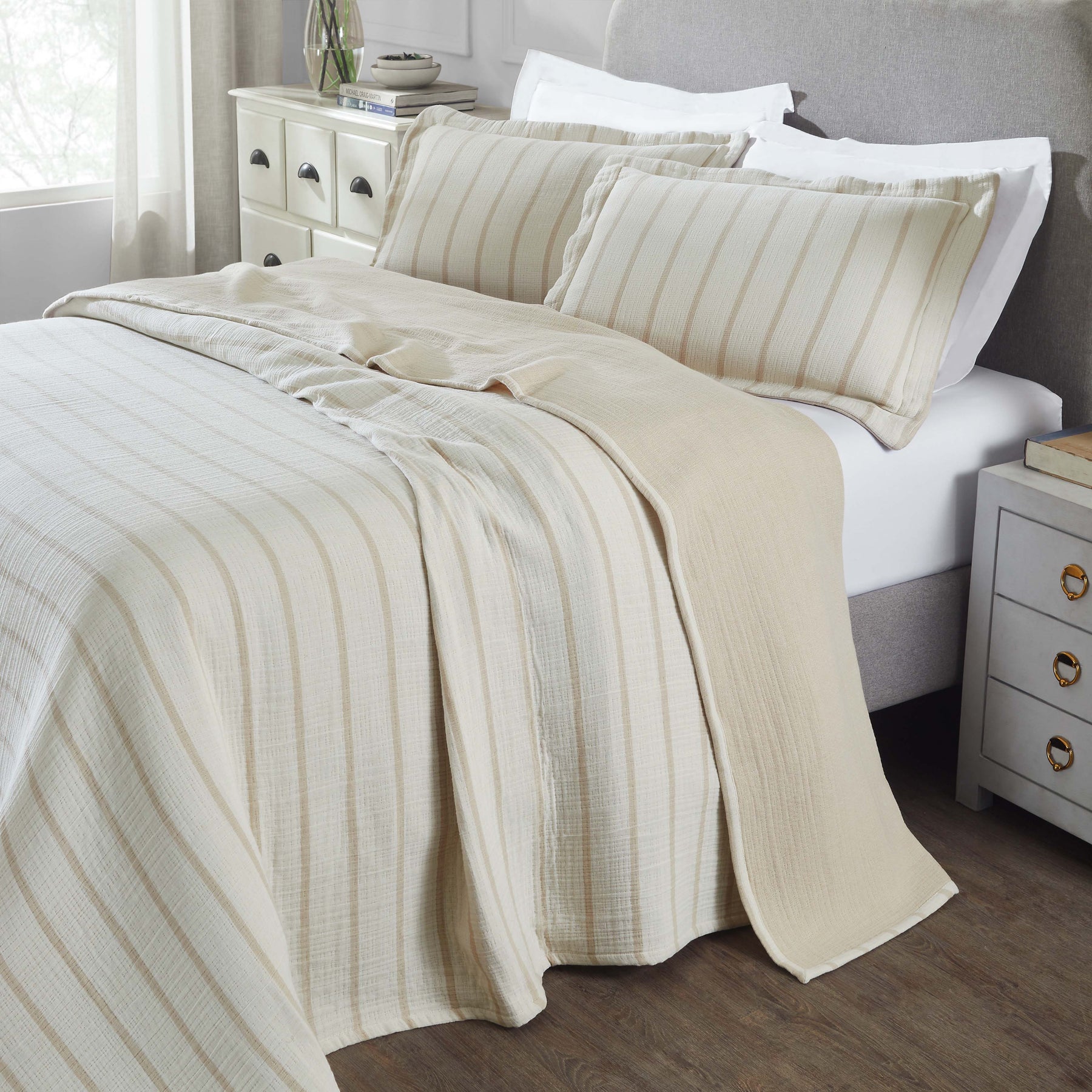 Valencia Cotton Reversible Medium Weight Matelasse Bedspread Set - Bedspread by Superior