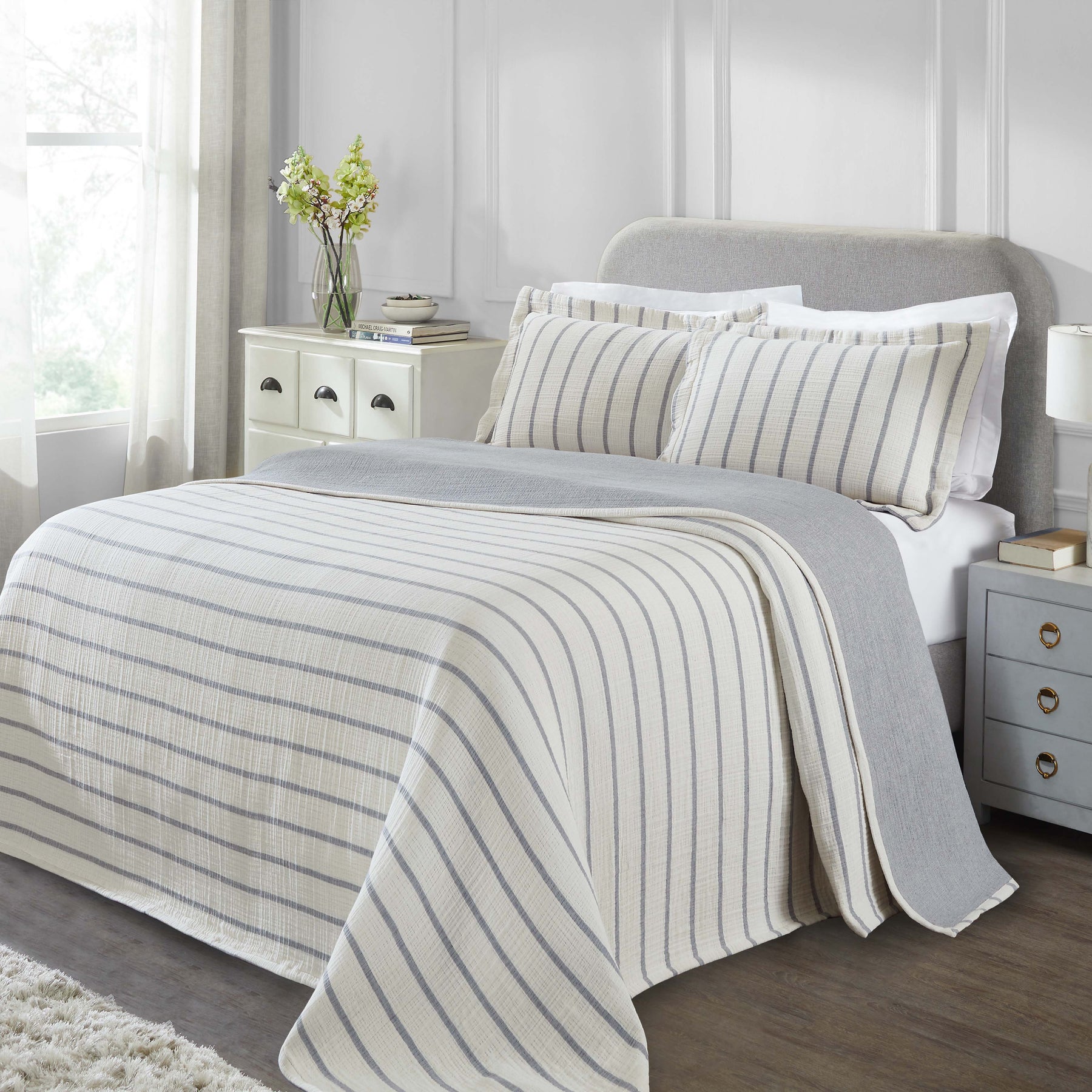 Valencia Cotton Reversible Medium Weight Matelasse Bedspread Set - Bedspread by Superior