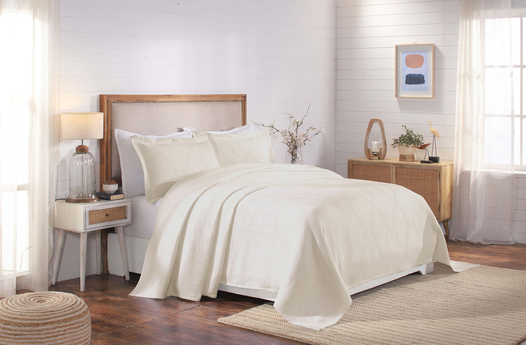 Victory Cotton Matelasse Scrolling Medallion Airy Bedspread Set - Bedspread by Superior