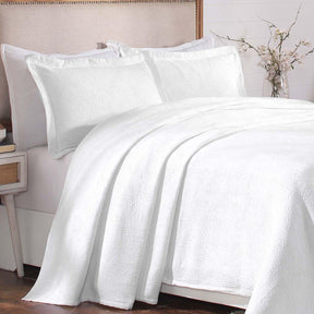 Victory Cotton Matelasse Scrolling Medallion Airy Bedspread Set - Bedspread by Superior